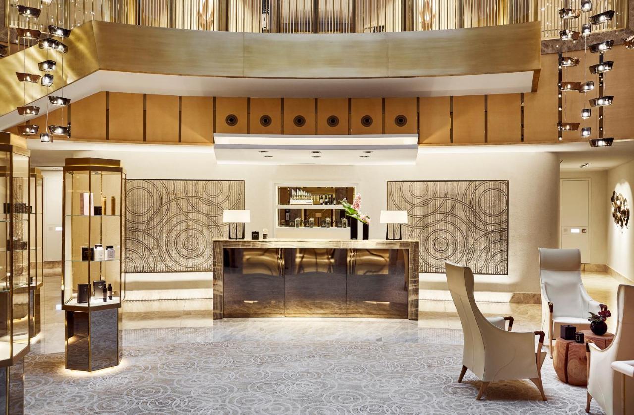 Four Seasons Hotel Madrid Esterno foto