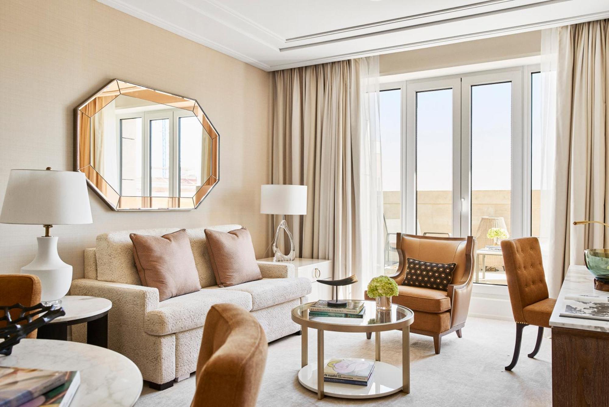 Four Seasons Hotel Madrid Esterno foto