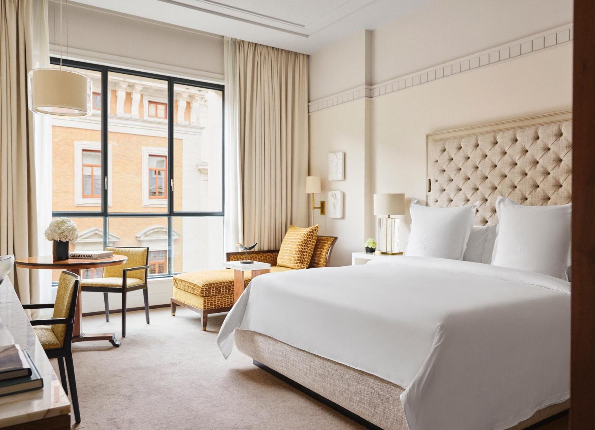 Four Seasons Hotel Madrid Esterno foto