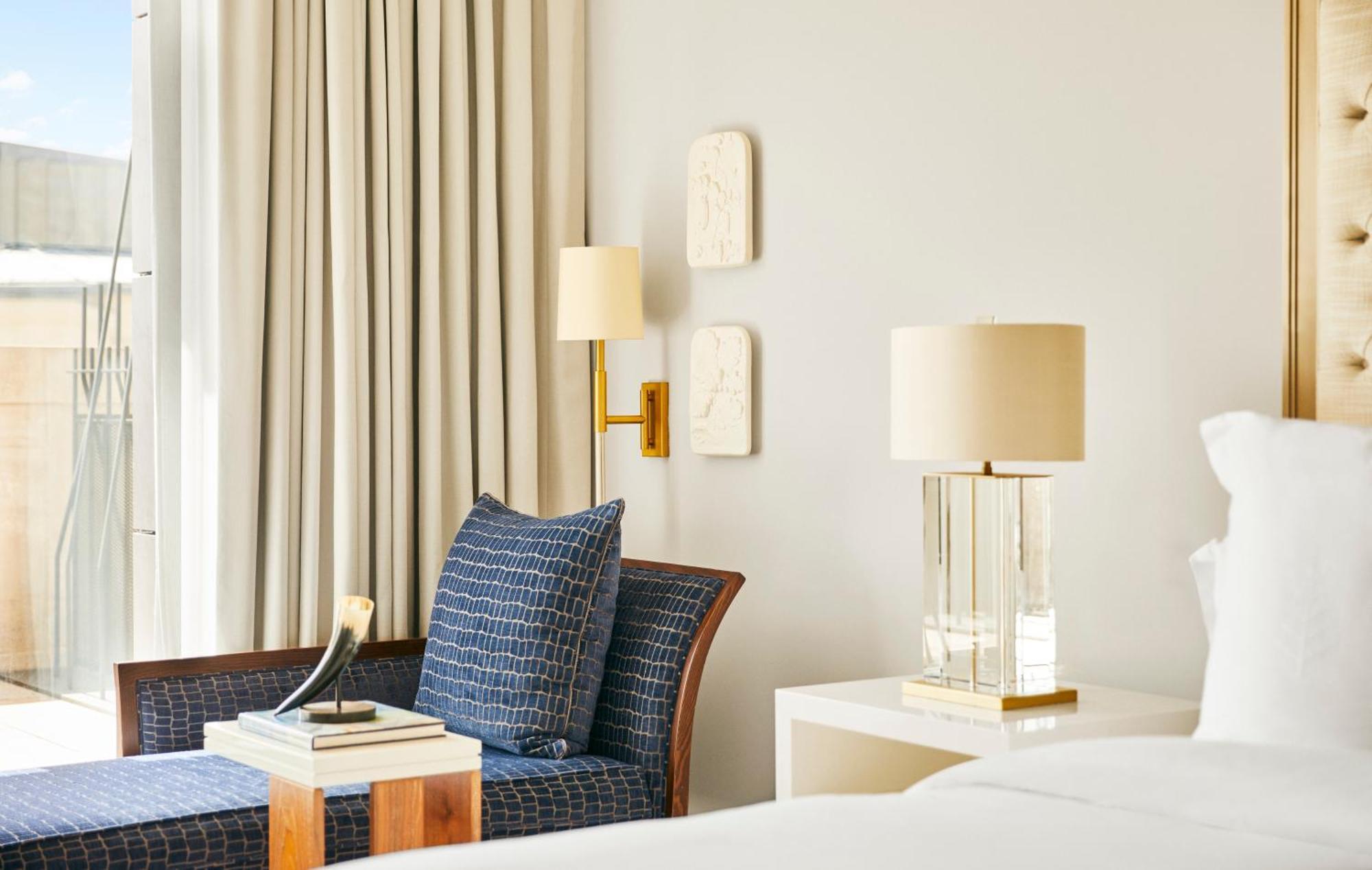 Four Seasons Hotel Madrid Esterno foto