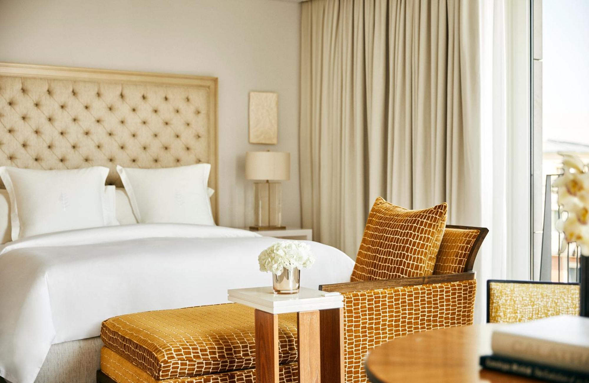 Four Seasons Hotel Madrid Esterno foto