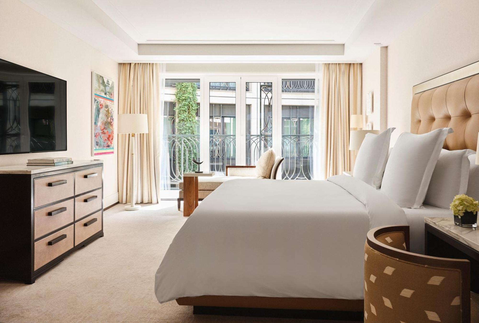 Four Seasons Hotel Madrid Esterno foto
