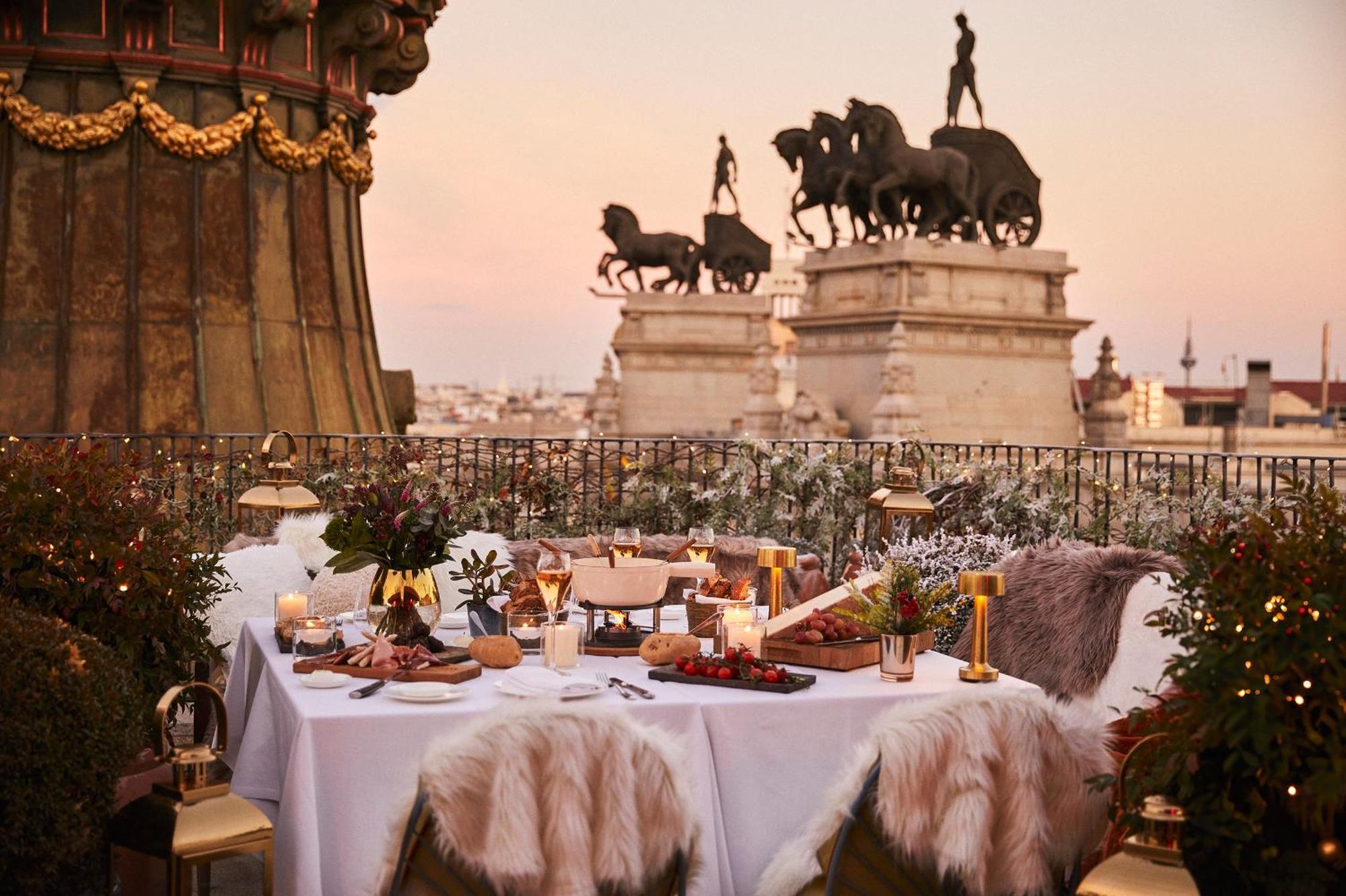 Four Seasons Hotel Madrid Esterno foto